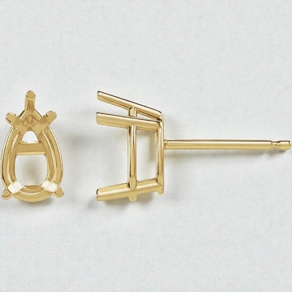 7 x 5 mm Pear Shaped 5-Prong Stud Earring Mountings in 14kt Yellow Gold